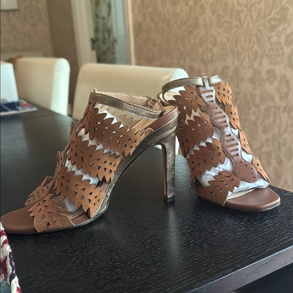 Eight Fifteen Shoes - Elegant Brown Crystal Embellished Heels